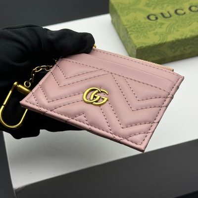 Gucci card holder — 9