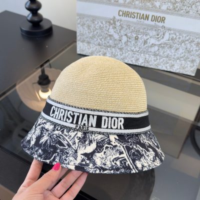 Dior bucket hat — 3