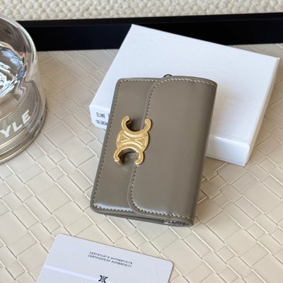 Accessories — 3