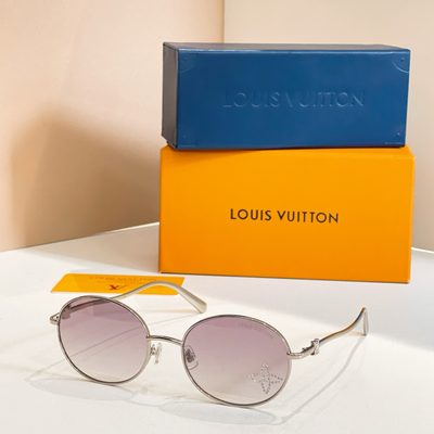 LV Sunglasses — 5