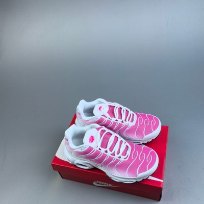 Nike Air Max Plus trainers — 9