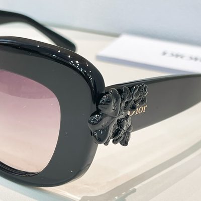 LV Sunglasses — 7
