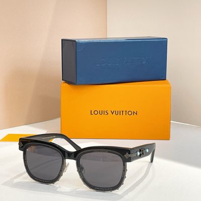 LV Sunglasses — 5