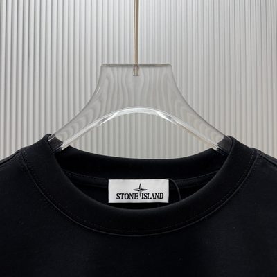 Stone Island — 4