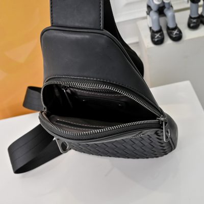 Bottega Veneta sling bag — 8