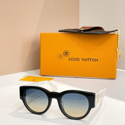 LV Sunglasses — 6