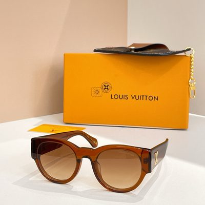 LV Sunglasses — 3