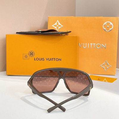 LV Sunglasses — 4
