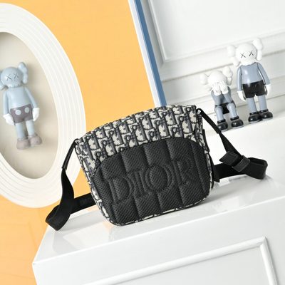 Dior Bicolor Oblique Explorer messenger bag — 3