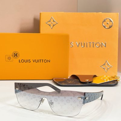 LV Sunglasses — 3