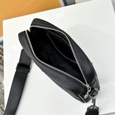 Prada small leather shoulder bag — 8