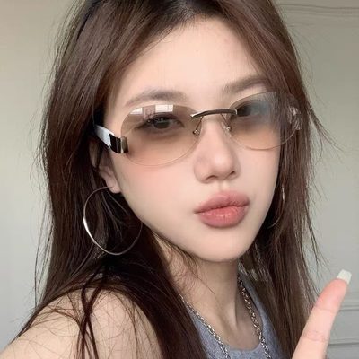 Chanel Sunglasses — 8