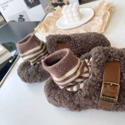 UGG clog slippers — 7