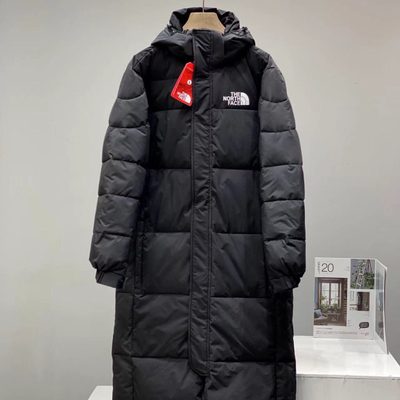 The North Face long, oversized padded puffer coat with a hood — 3