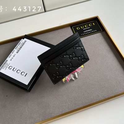 Gucci card holder — 3
