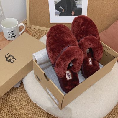 UGG Scuffette II Slippers — 6