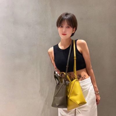 Loewe Bag — 9