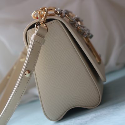 Louis Vuitton Bag — 6
