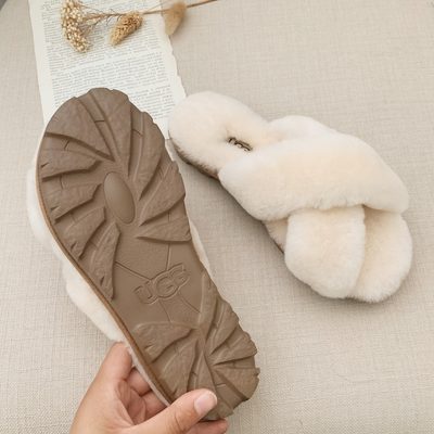UGG Fuzzette slippers — 6