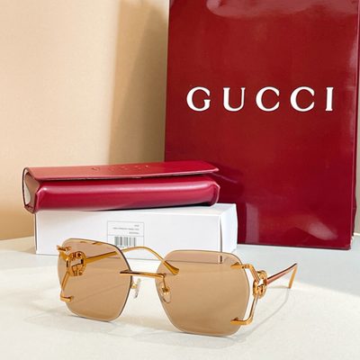 Gucci Sunglasses — 6