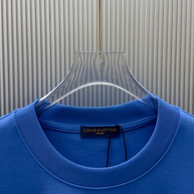 T-Shirt — 4