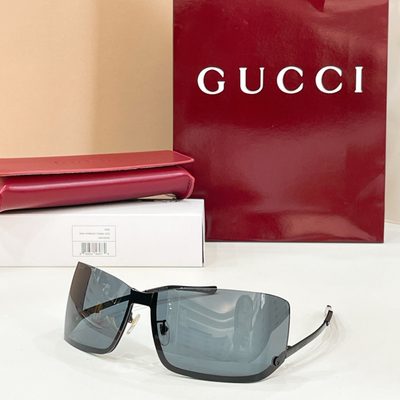 Gucci Sunglasses — 6