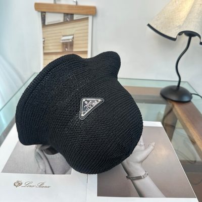 Prada bucket hat — 6