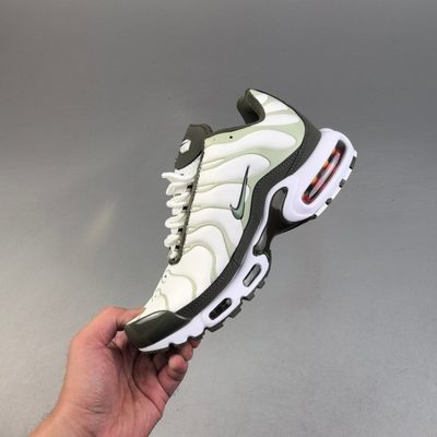 Nike Air Max Plus trainers — 3