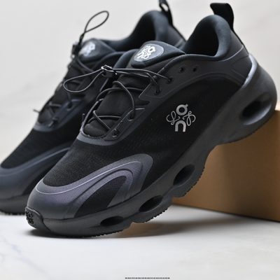 LOEWE x On Cloudsolo sneakers in black — 5