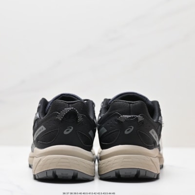 ASICS GEL-VENTURE 6 — 9