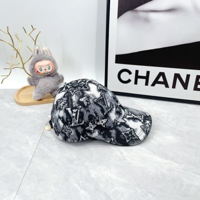 Louis Vuitton Hat — 6