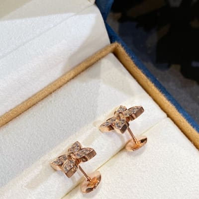 Louis Vuitton Idylle Blossom stud earrings — 4