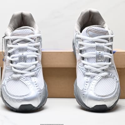 Asics Gel-Nimbus 10.1 — 69