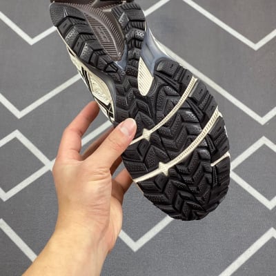 ASICS Gel-Kahana 8 — 30