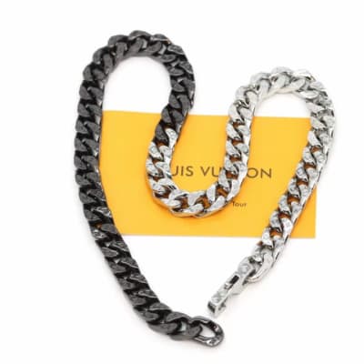 Louis Vuitton stainless steel curb chain Necklace — 3