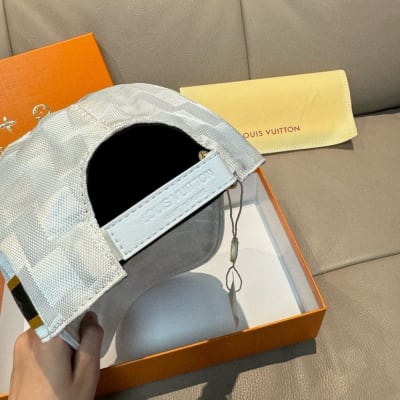 Louis Vuitton Hat — 7
