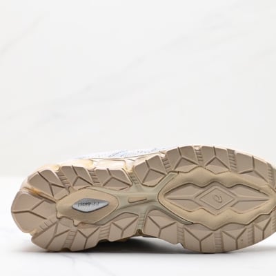 Asics Gel-Quantum 360 VII — 21