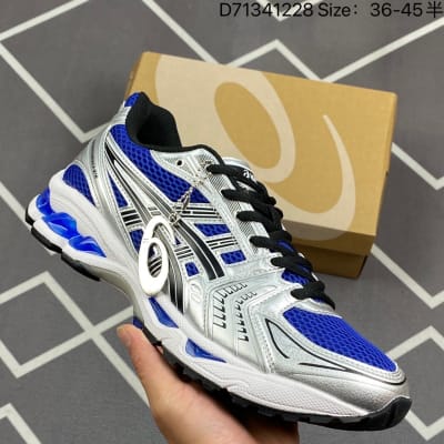 ASICS GEL-KAYANO 14 — 9