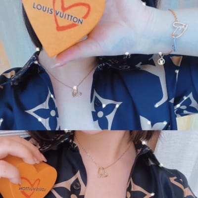 Louis Vuitton heart-shaped pendant necklace — 7