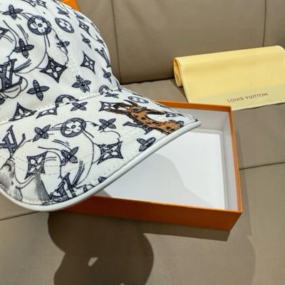 Louis Vuitton Hat — 6