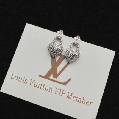 Louis Vuitton heart-shaped lock necklaces and earrings — 8