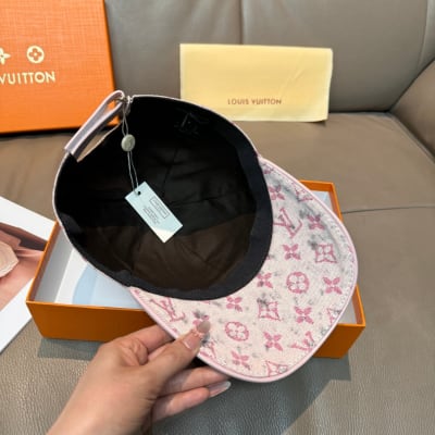 Louis Vuitton Hat — 7