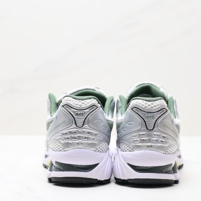 ASICS GEL-KAYANO 14 — 100