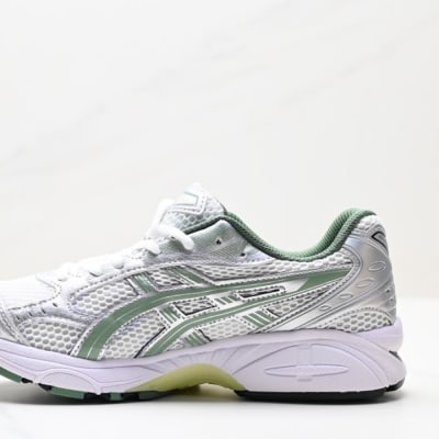 ASICS GEL-KAYANO 14 — 105