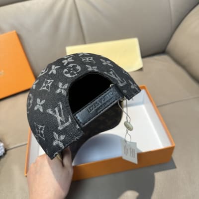 Louis Vuitton Hat — 8