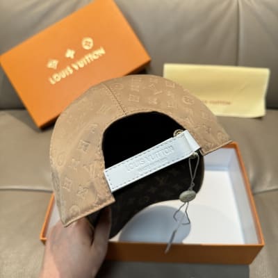 Louis Vuitton Hat — 8