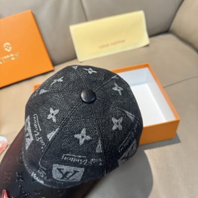 Louis Vuitton Hat — 6
