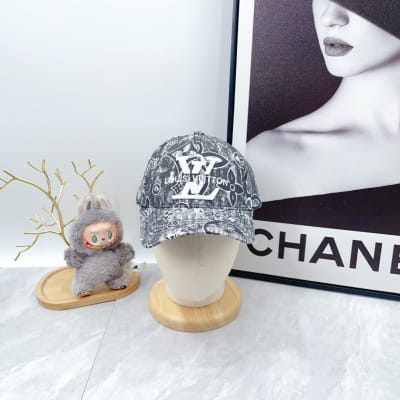 Louis Vuitton Hat