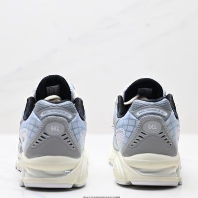 Asics Gel-Nimbus 10.1 — 25