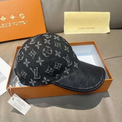 Louis Vuitton Hat